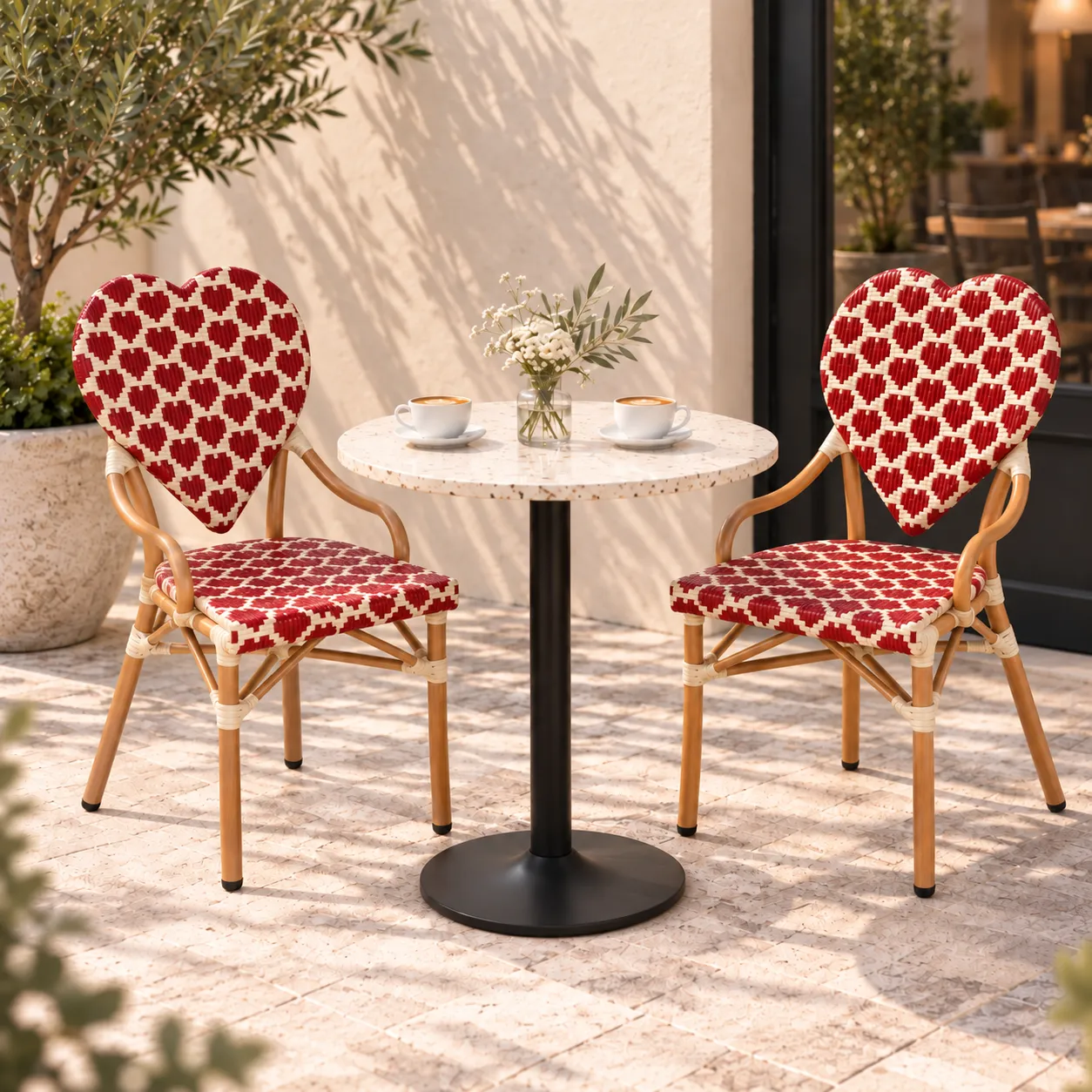 Chaise de bistrot VALENTINE - dossier cœur tressé